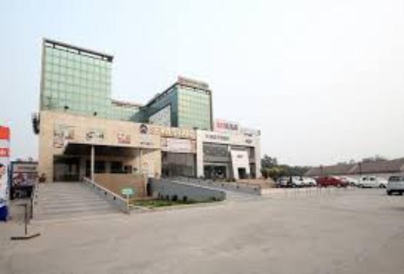 Hotel Sewa Grand Фаридабад Екстериор снимка