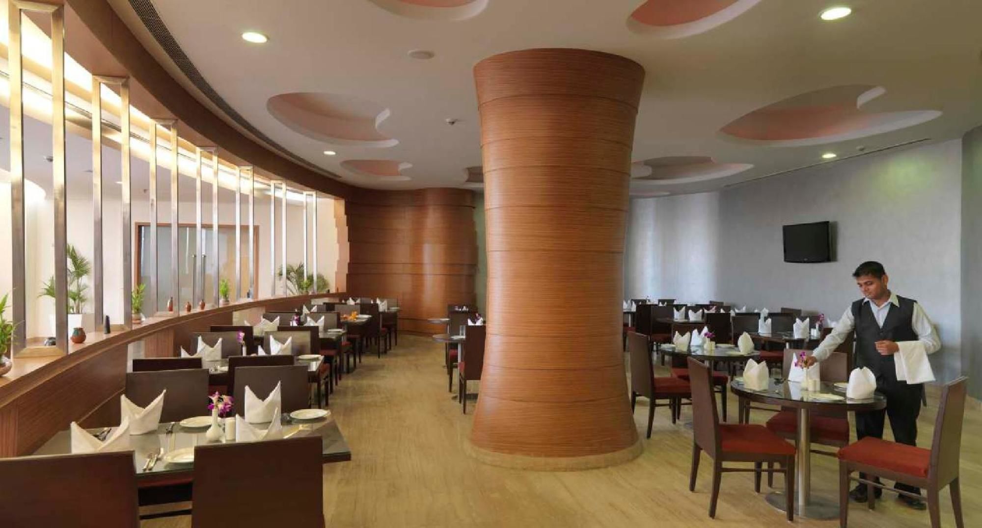 Hotel Sewa Grand Фаридабад Екстериор снимка